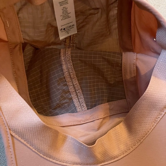 LULULEMON Drawcord Hiking Cap - Women’s L/XL - Pink Clay - NWT main image 9
